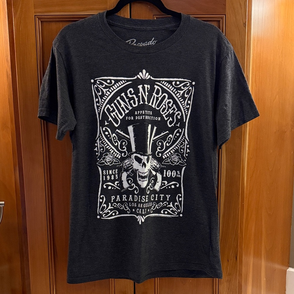 Guns N’ Roses Women’s Tee Size M